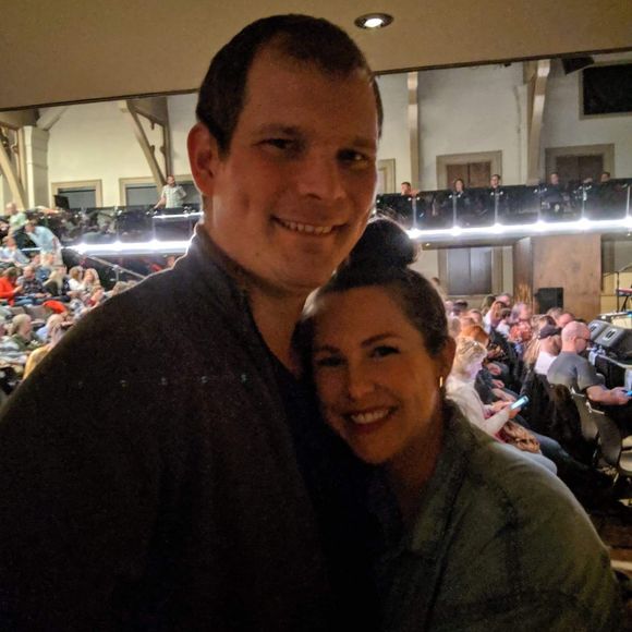 Meet your Posher, Laura - Picture 1 of 1